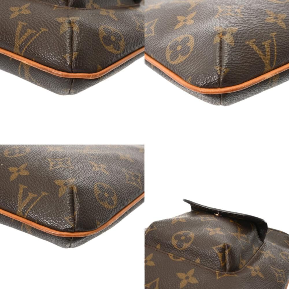 Louis Vuitton Clutch
