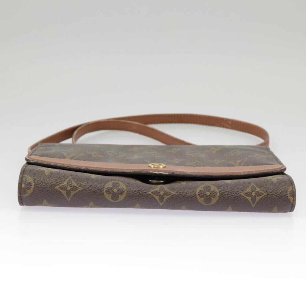 Louis Vuitton Shoulder Bags