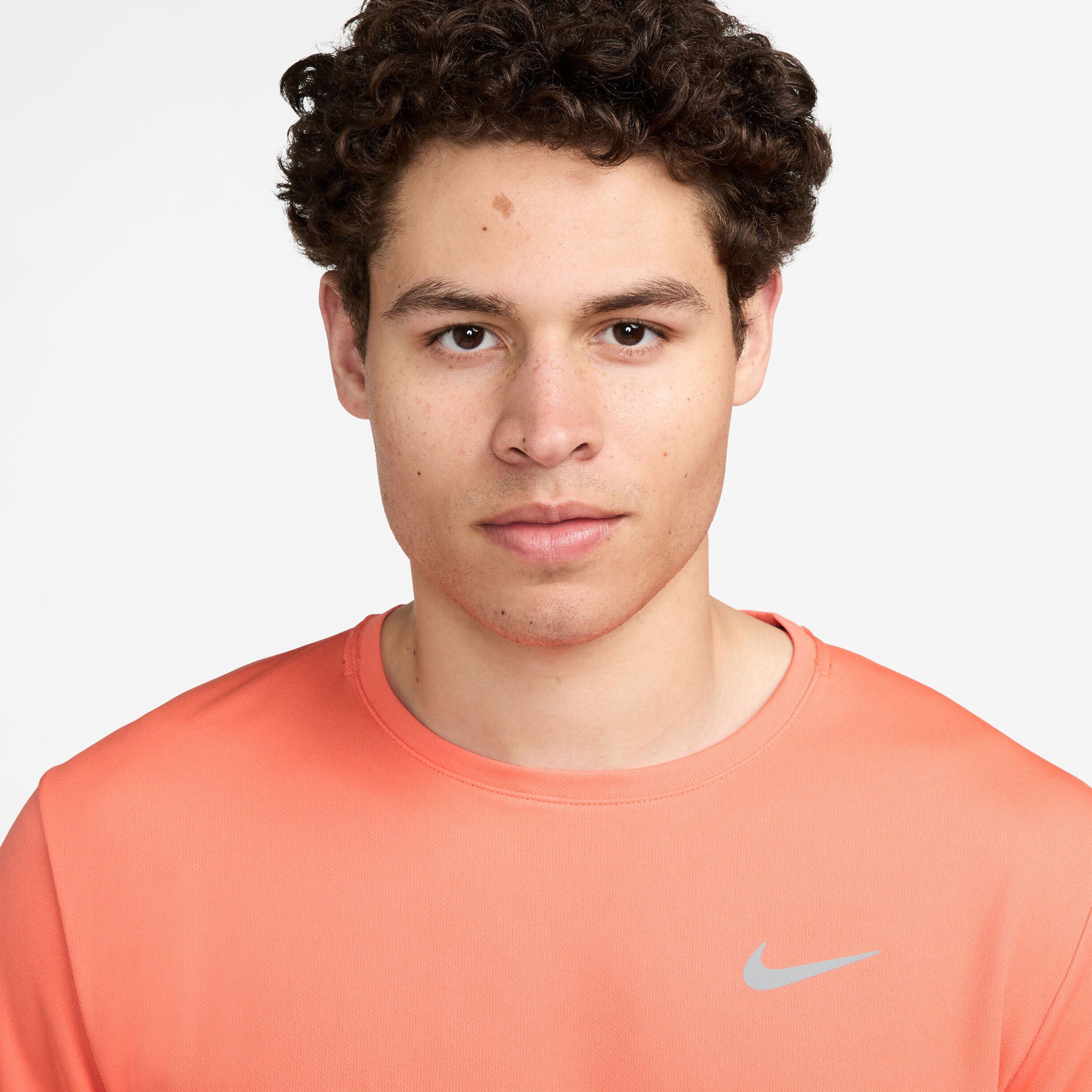 Miler Dri-Fit UX L&oslash;be T-shirt Lang&aelig;rmet