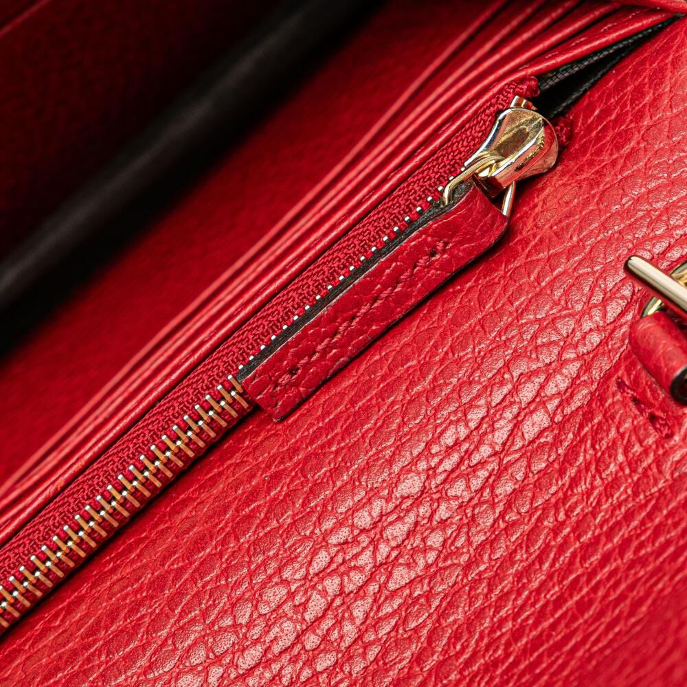 Gucci Wallet On Chain