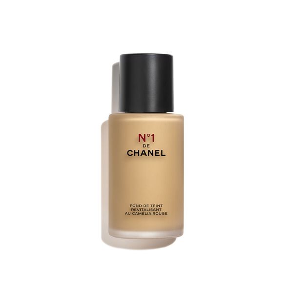 Illuminates - Hydrates - Protects