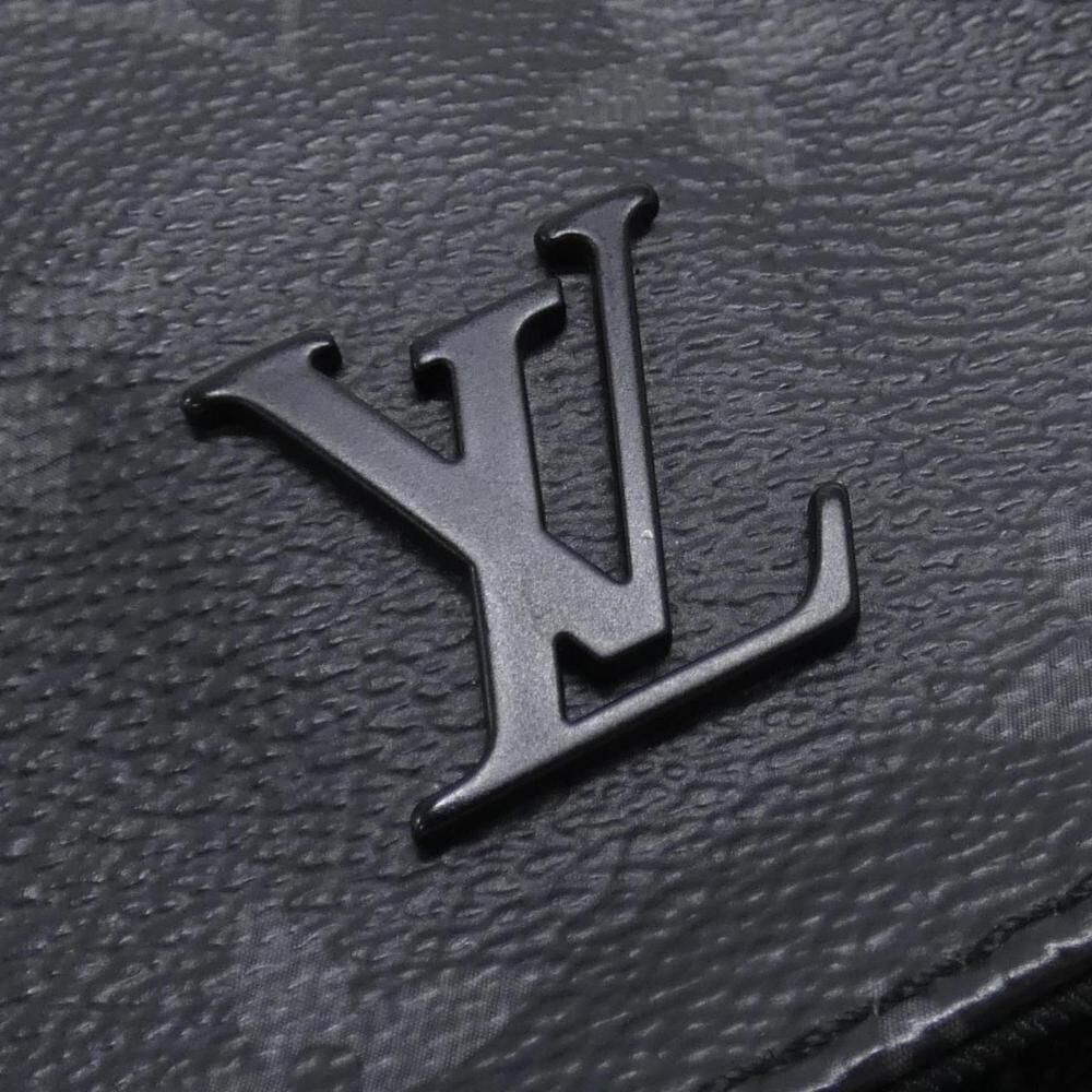 Louis Vuitton District