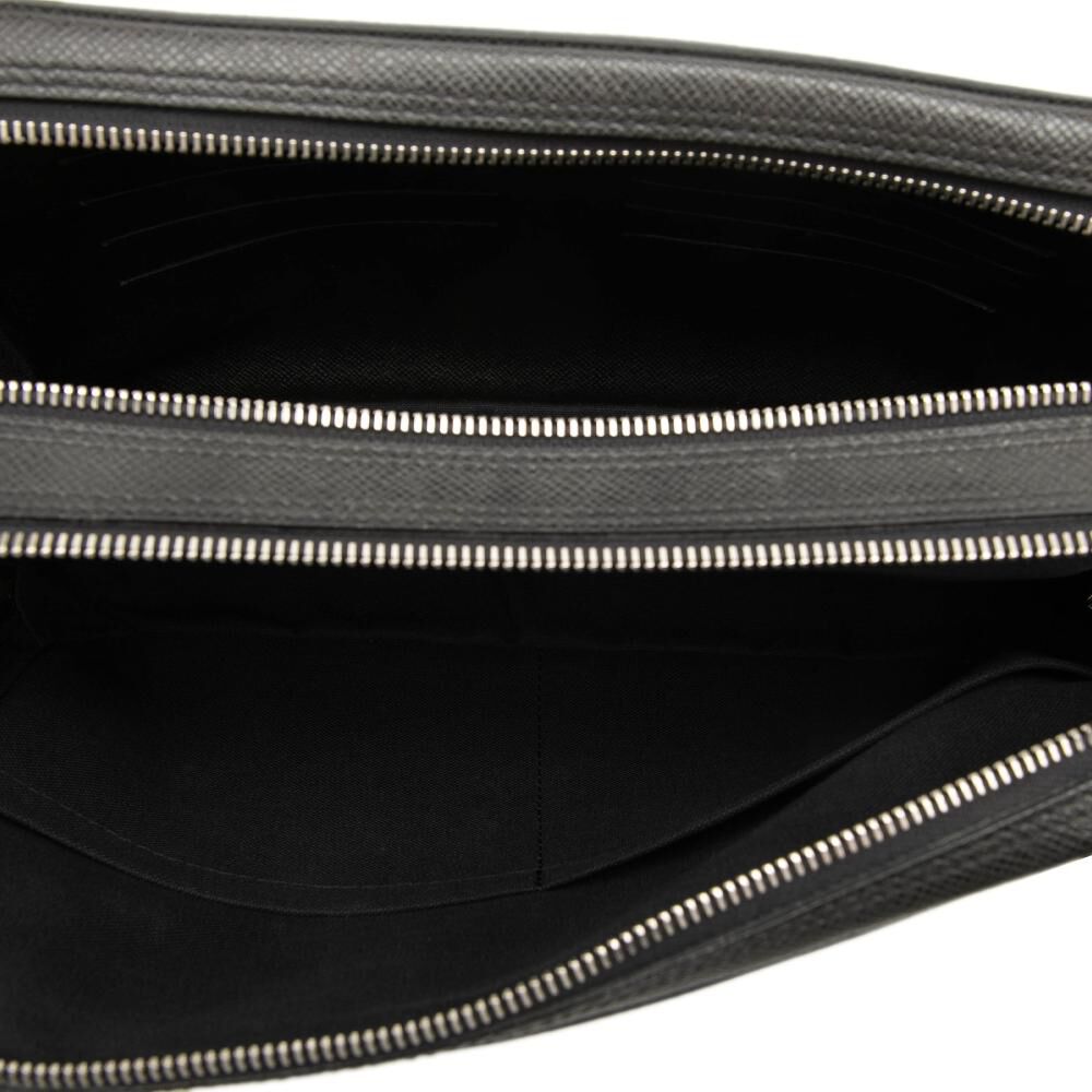 Louis Vuitton Clutch