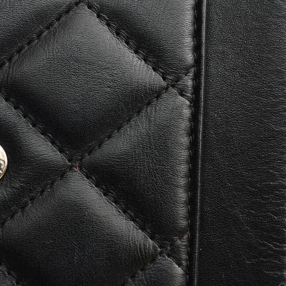 Chanel Wallet On Chain