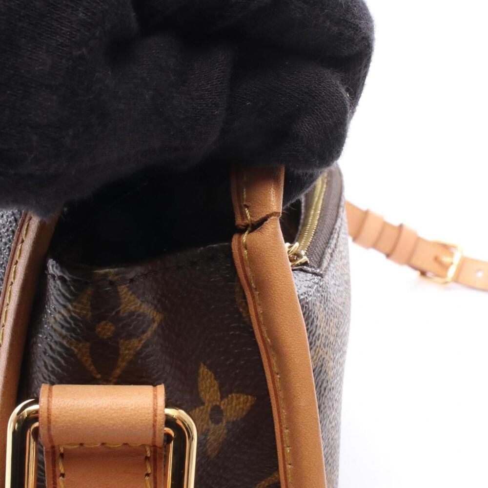 Louis Vuitton Menilmontant