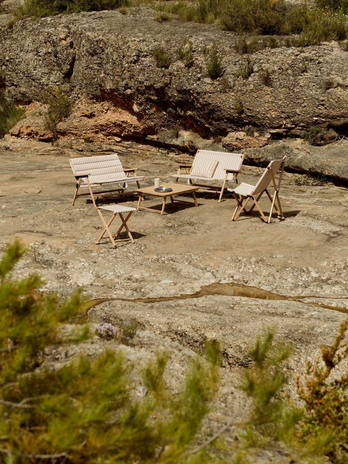 Outdoor Market Folding Sofa