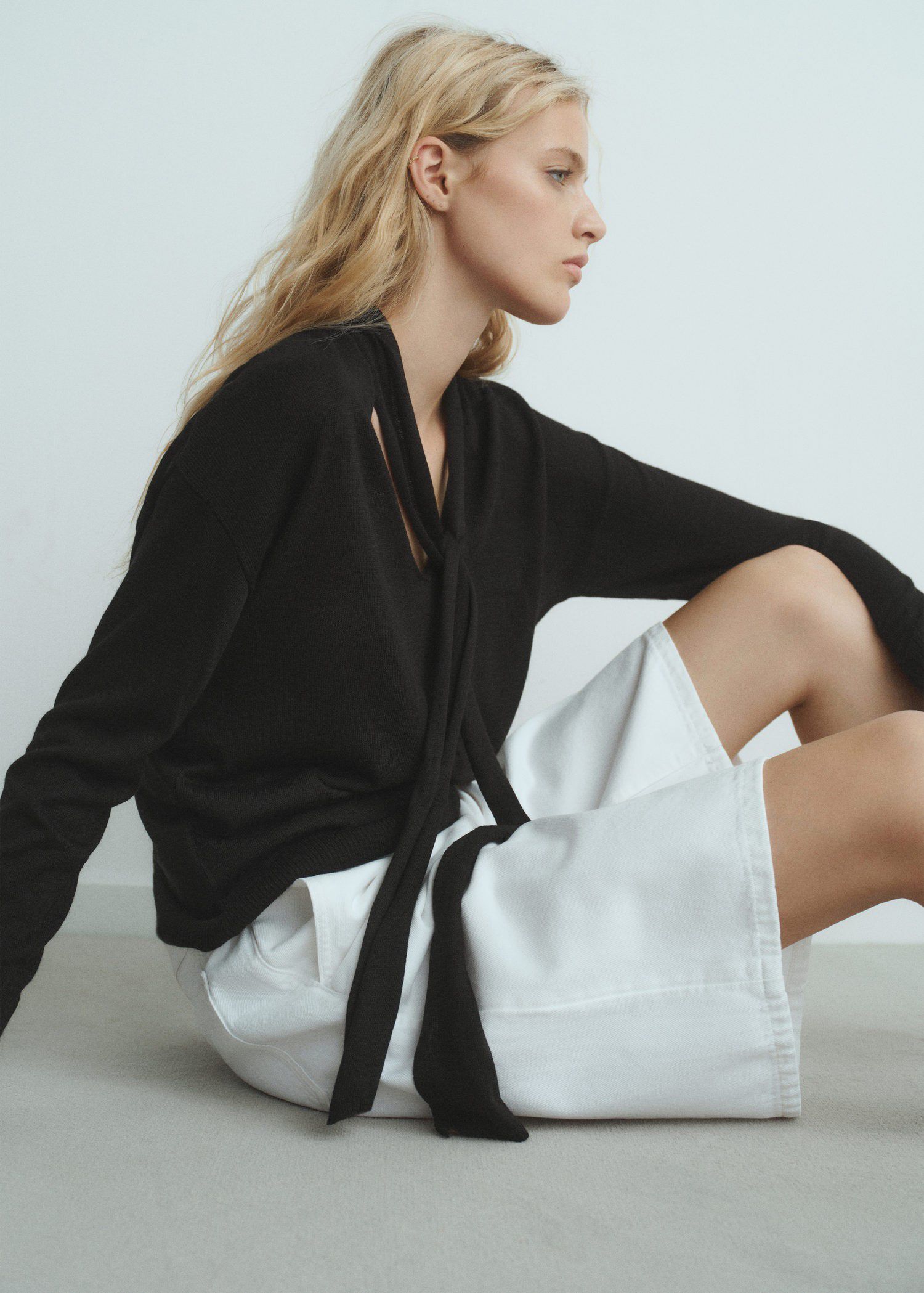 V-neck sweater with scarf