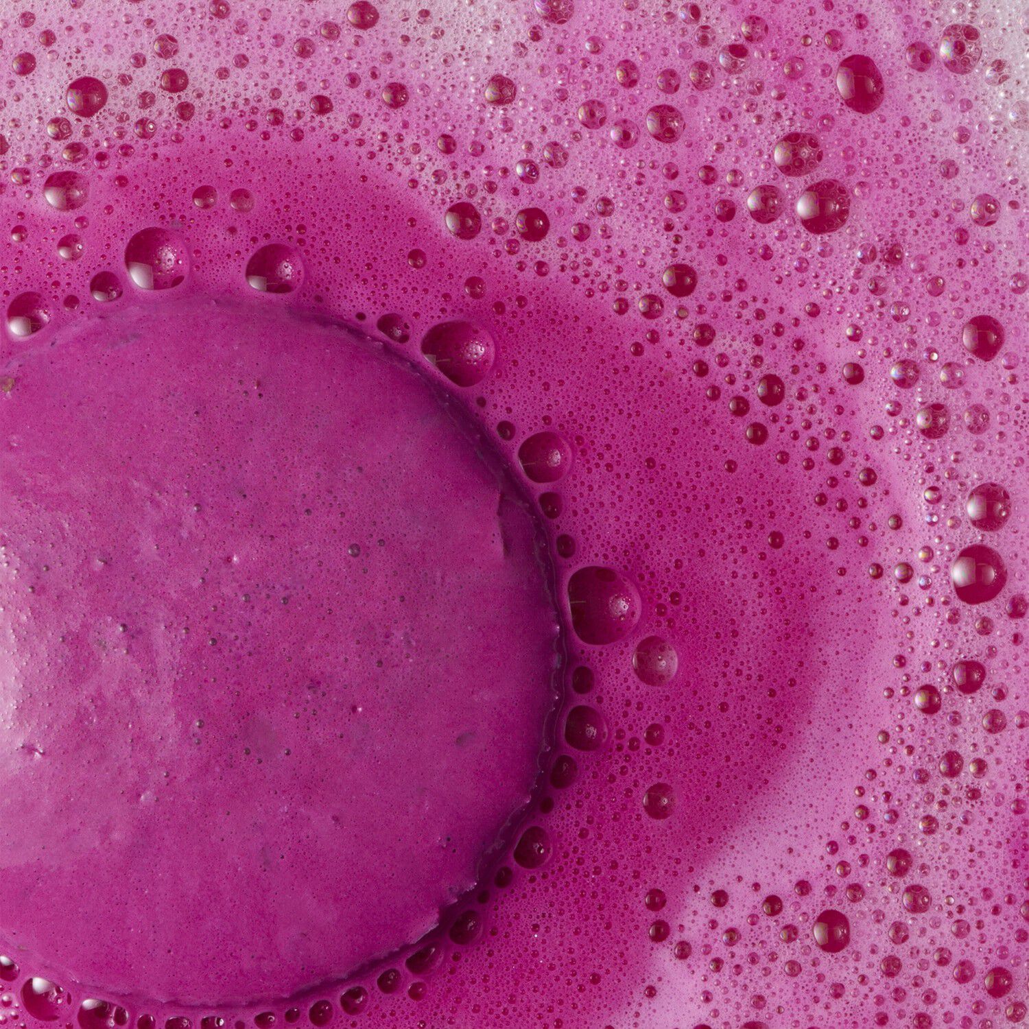 Brusende badebombe - Farver og parfumerer badet