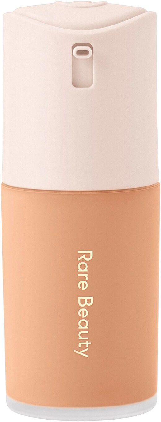 True to Myself - Naturlig mat foundation med lang holdbarhed.