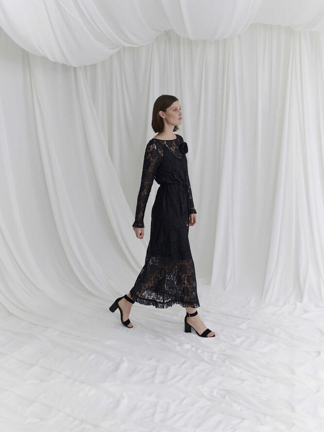 RWDelilah long dress