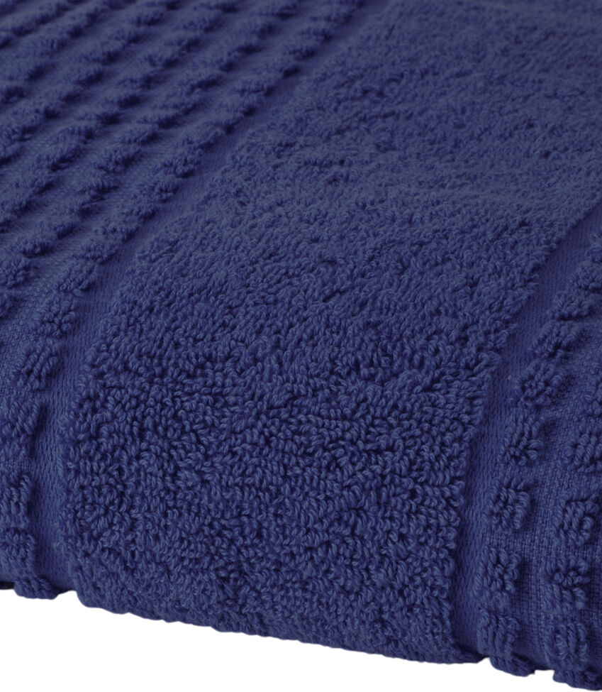 Check H&aring;ndkl&aelig;de 70x140 cm marine bl&aring;