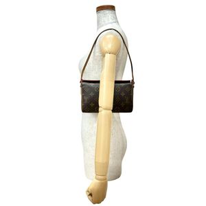 Louis Vuitton Shoulder Bags