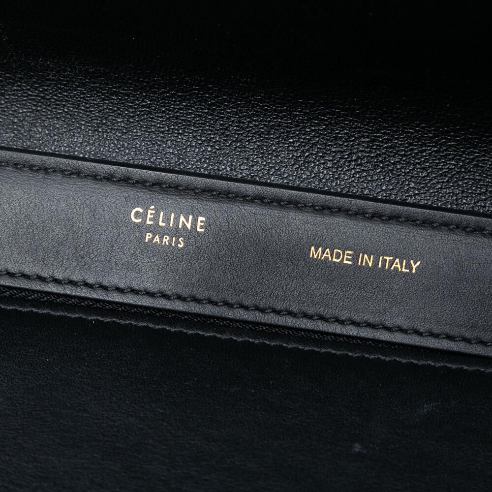 C&eacute;line Trapeze