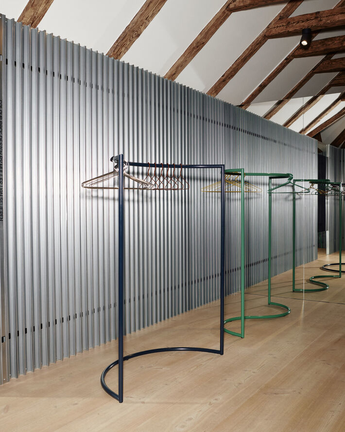 Colour Rack-C-Shape-Steel blue