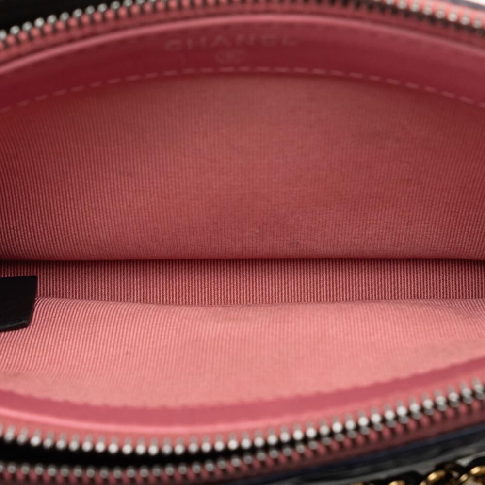 Chanel Wallet On Chain