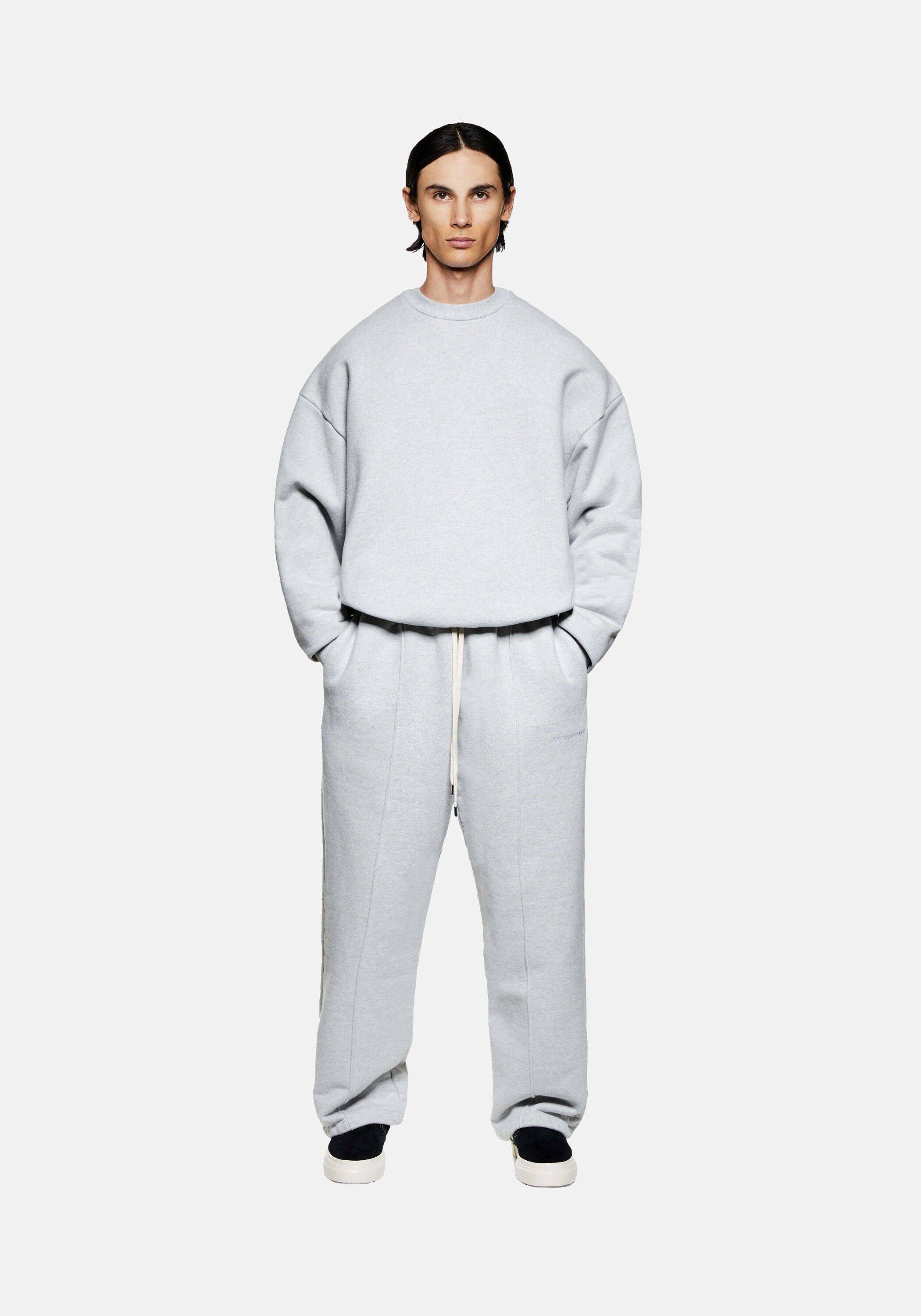 800 GSM SUPERWEIGHT CREWNECK