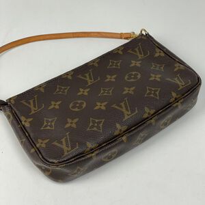 Louis Vuitton Trousse Makeup