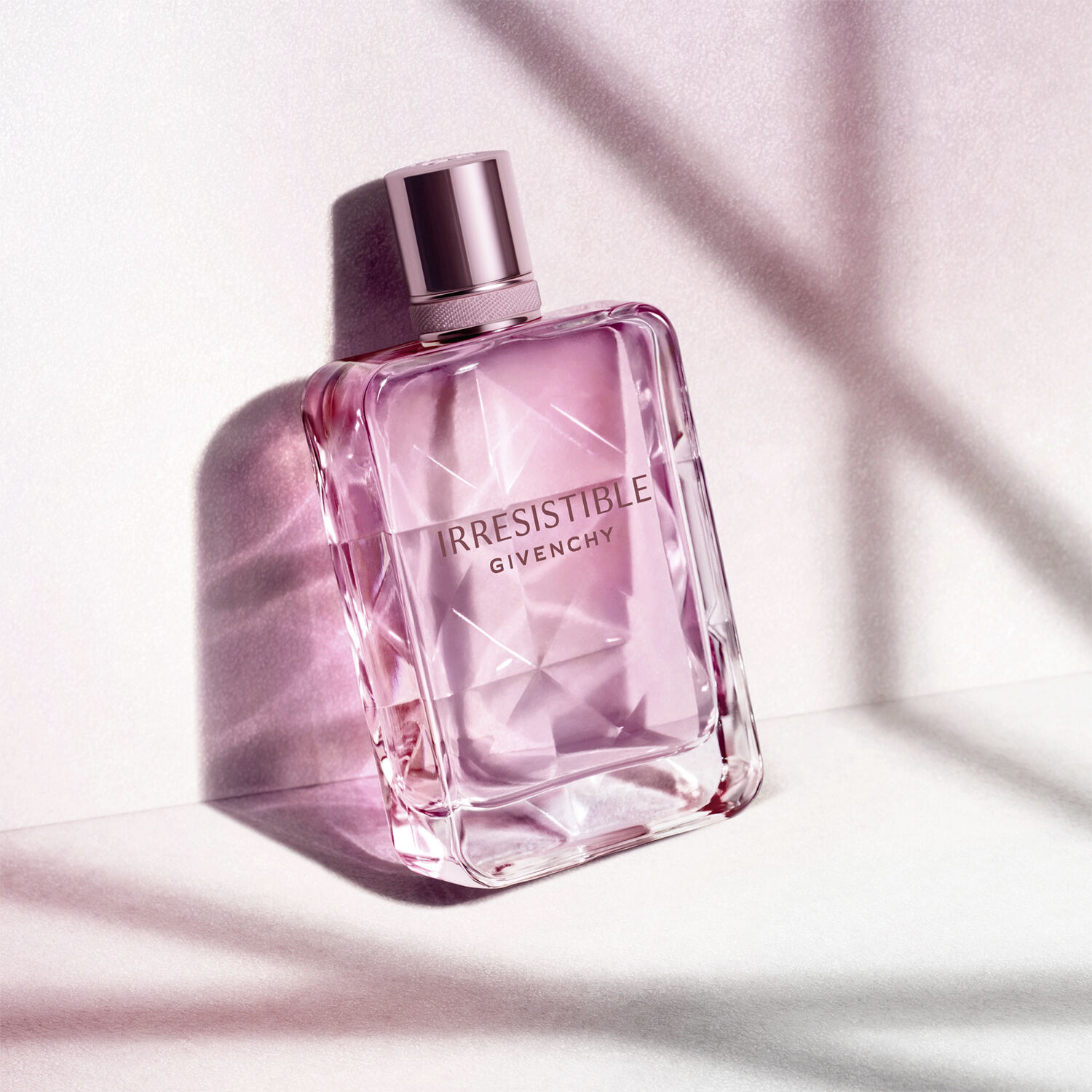 Givenchy Irr&eacute;sistible Very Floral Eau de Parfum