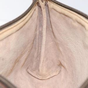 Gucci Pouch