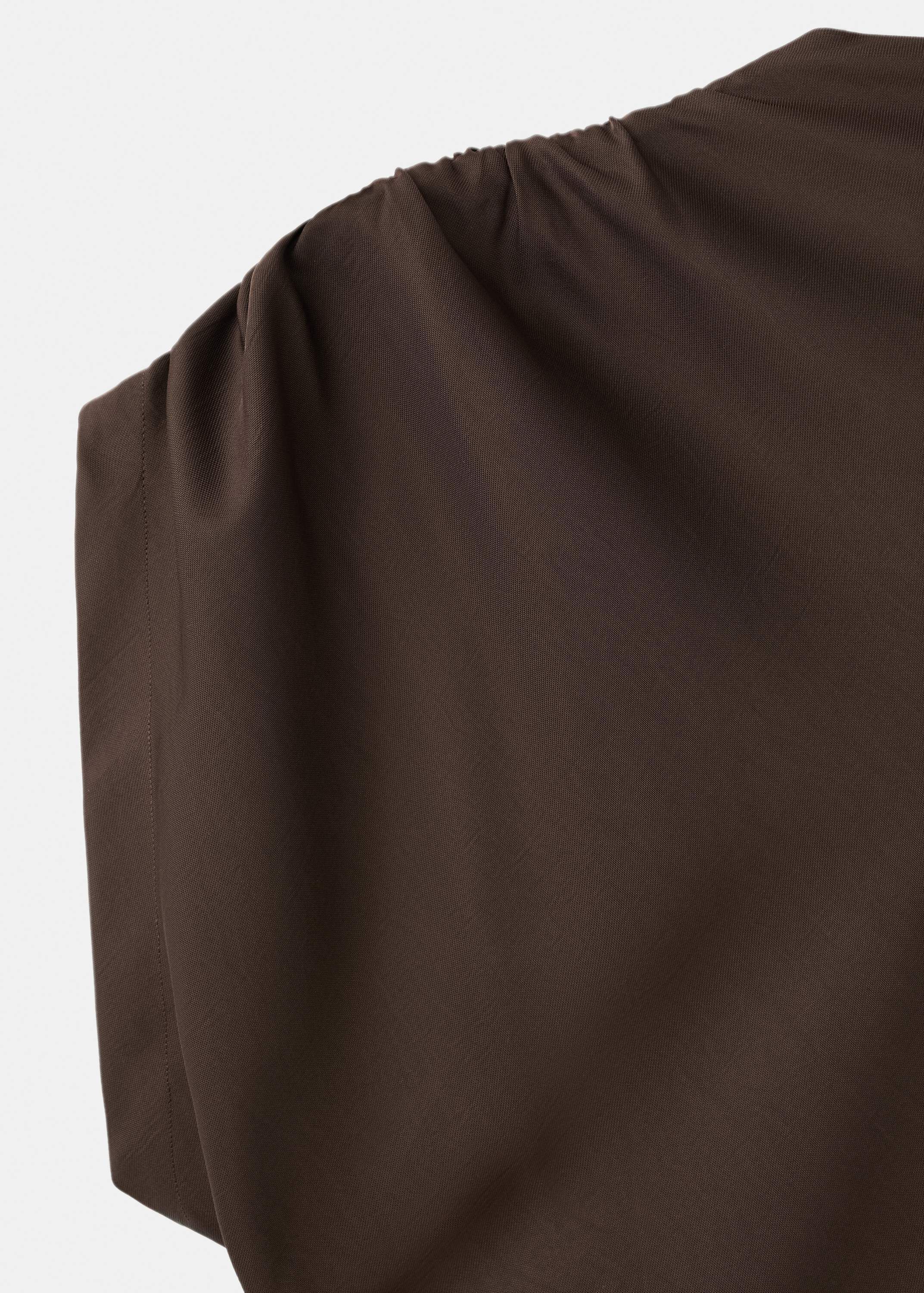 Asymmetric side ruched dress