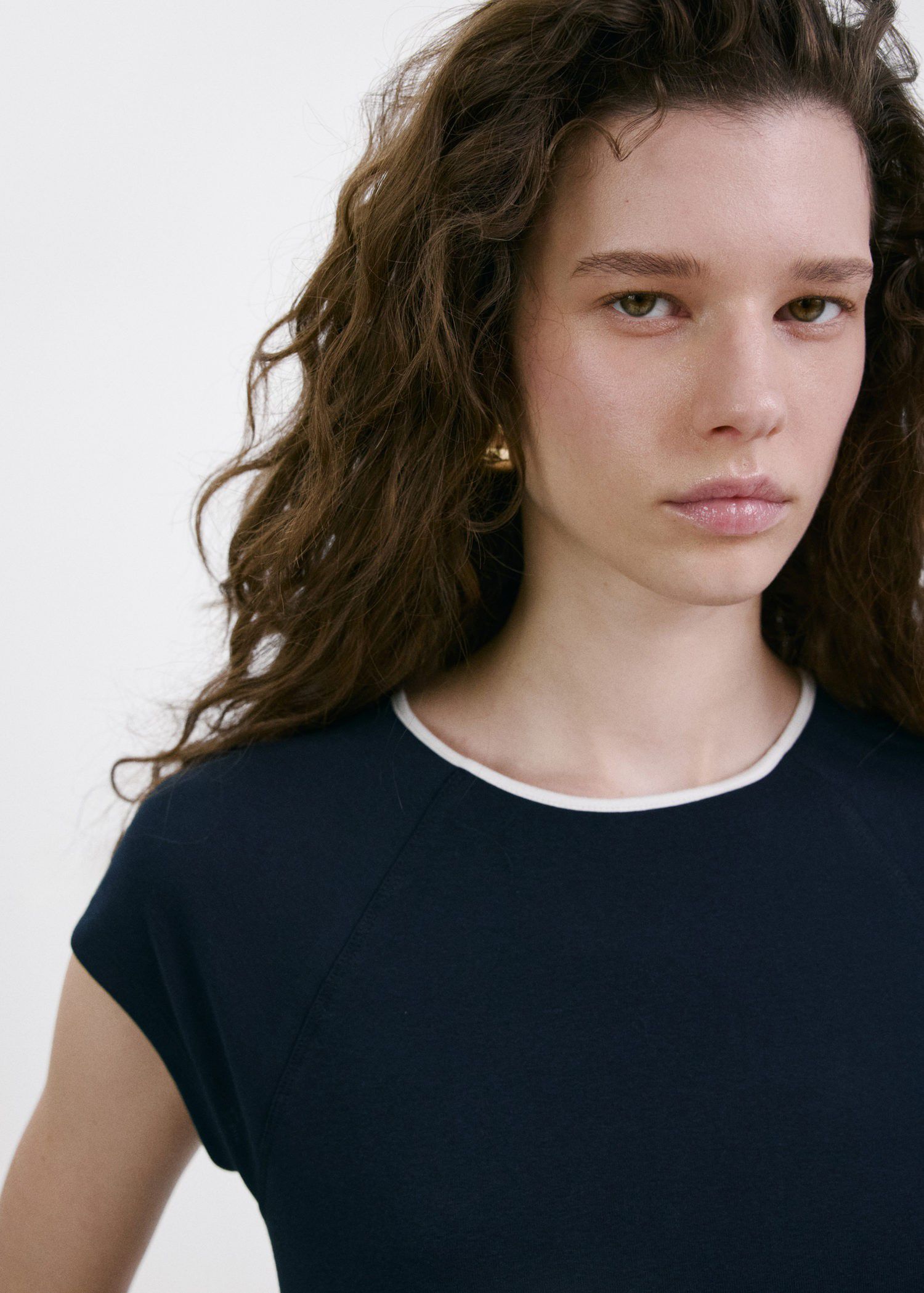 Cotton T-shirt with contrast piping
