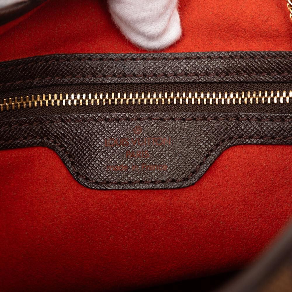 Louis Vuitton Marais