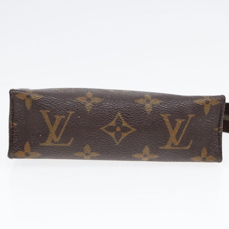 Louis Vuitton Poche Toilette