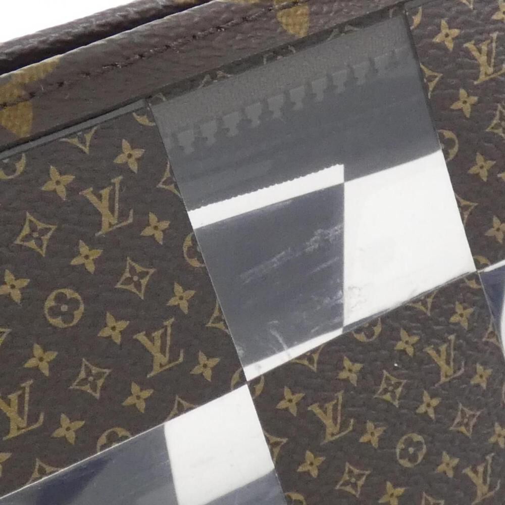 Louis Vuitton Pouch