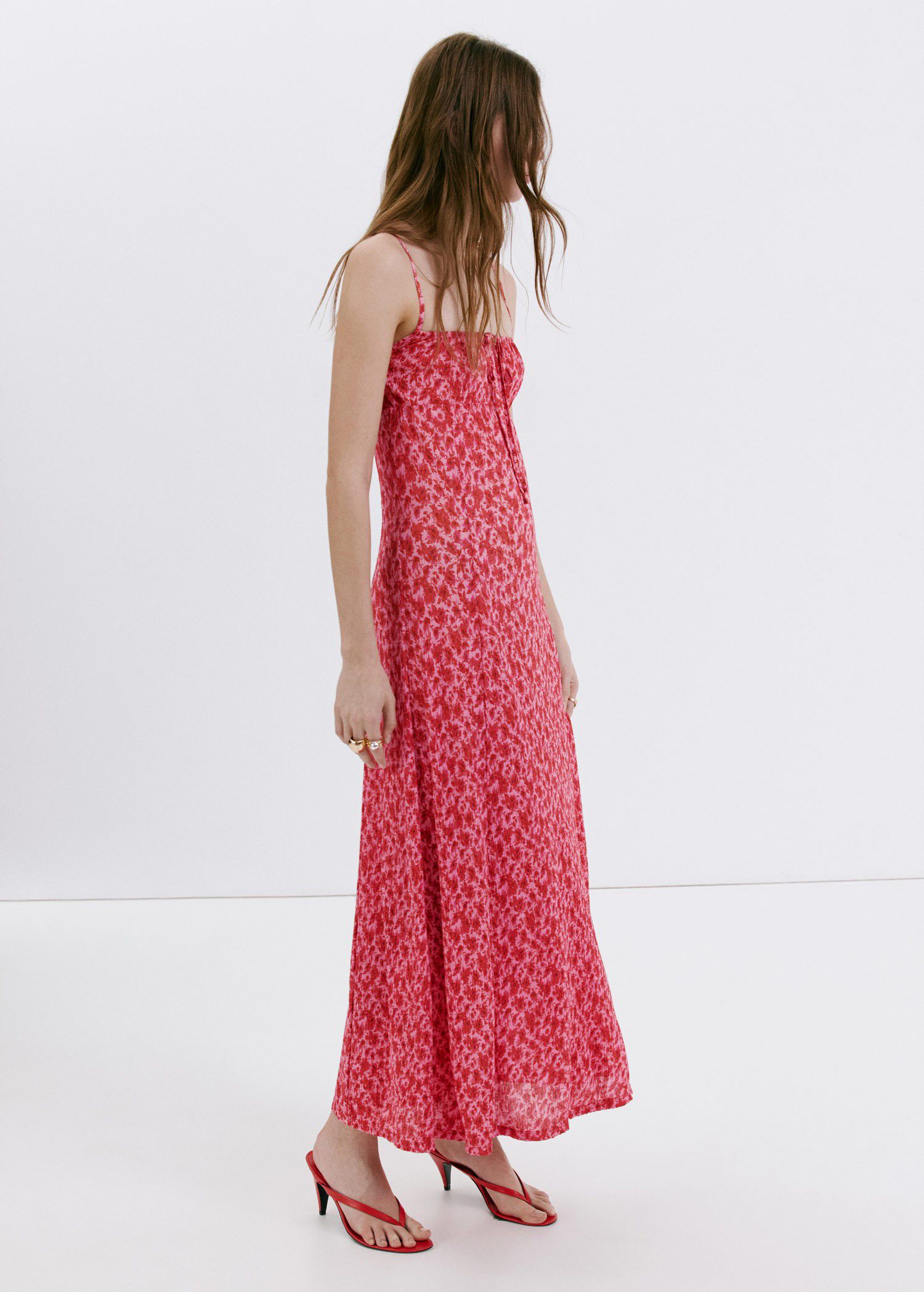 Floral-print pleated dress