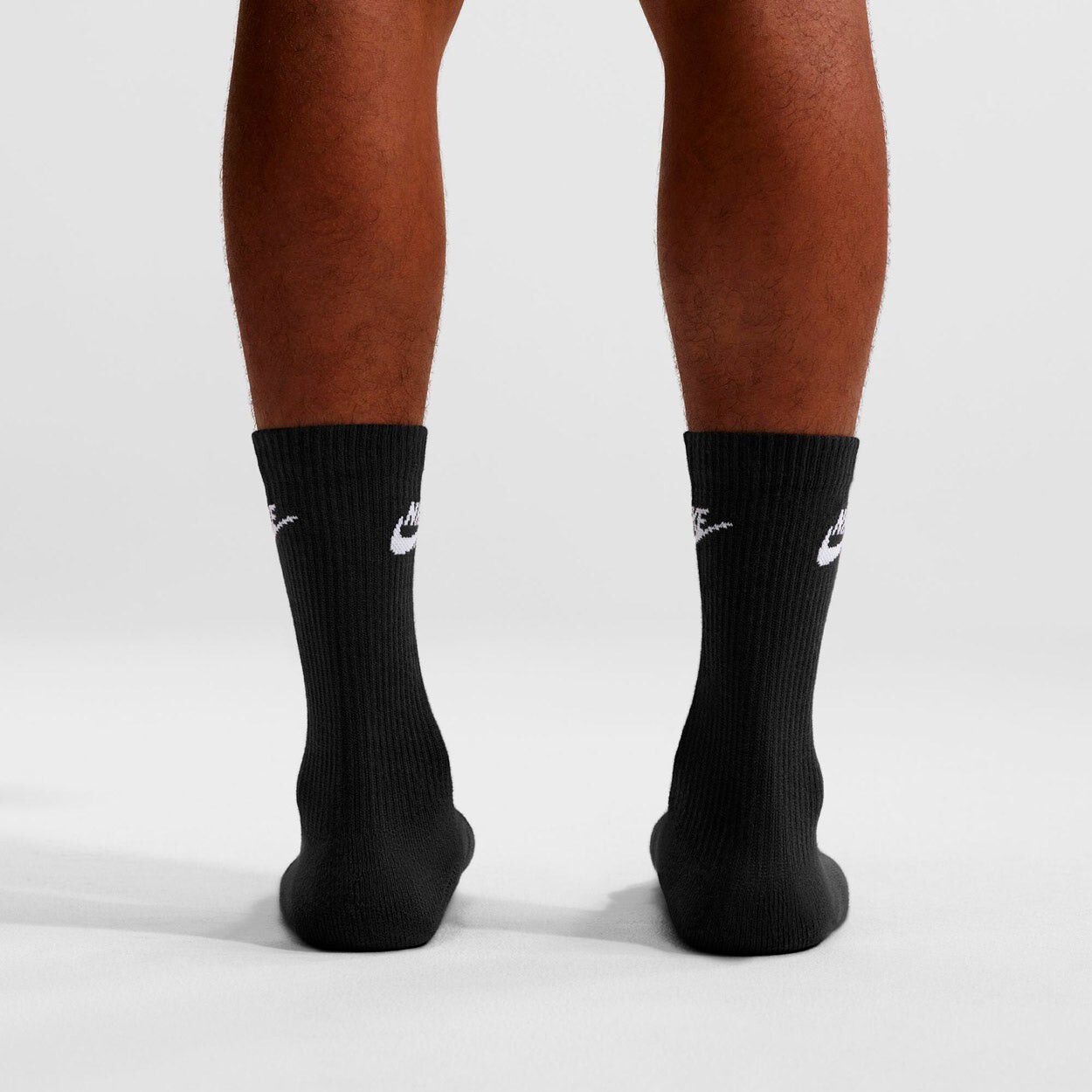 NIKE EVERYDAY ELEVATED CREW SO
