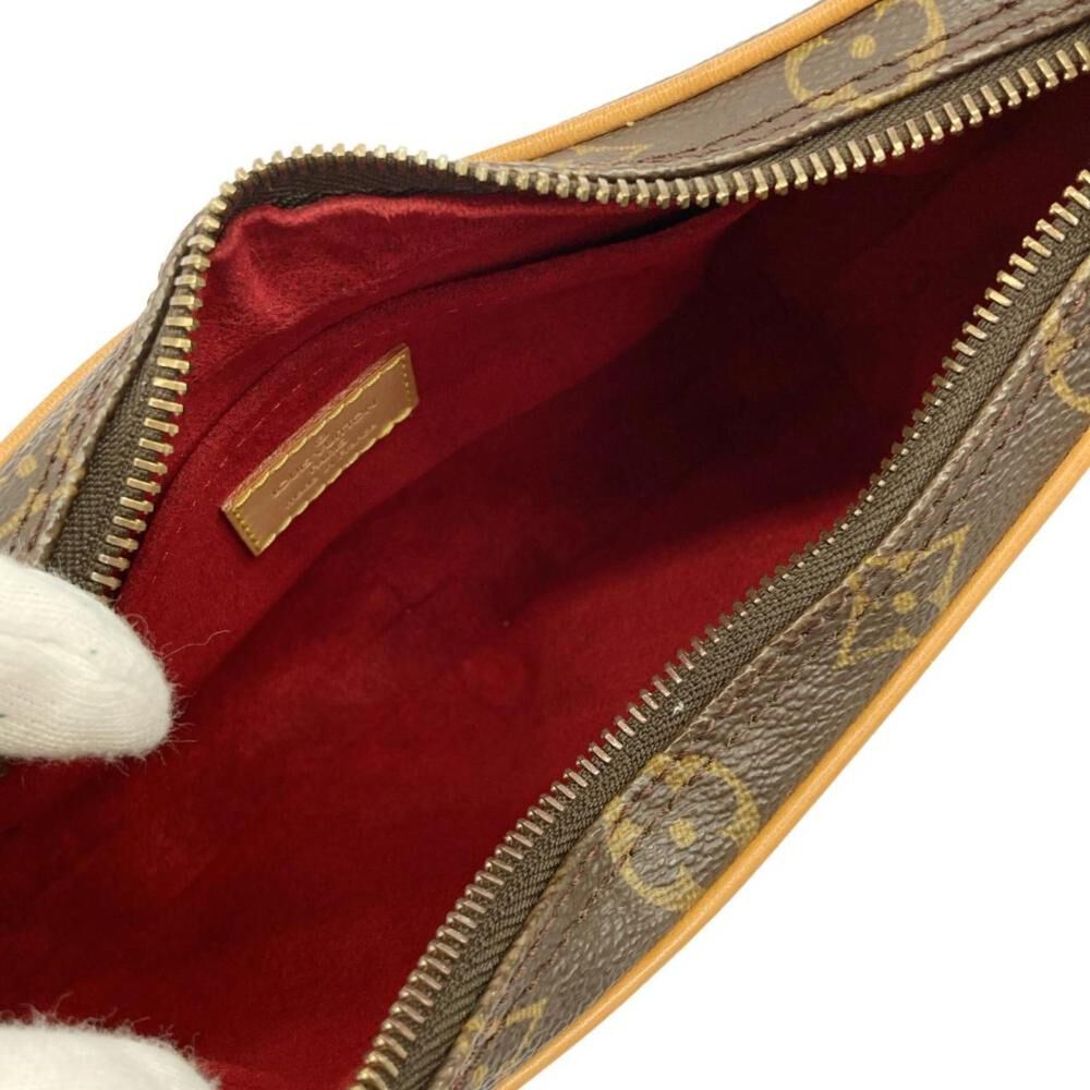 Louis Vuitton Croissant