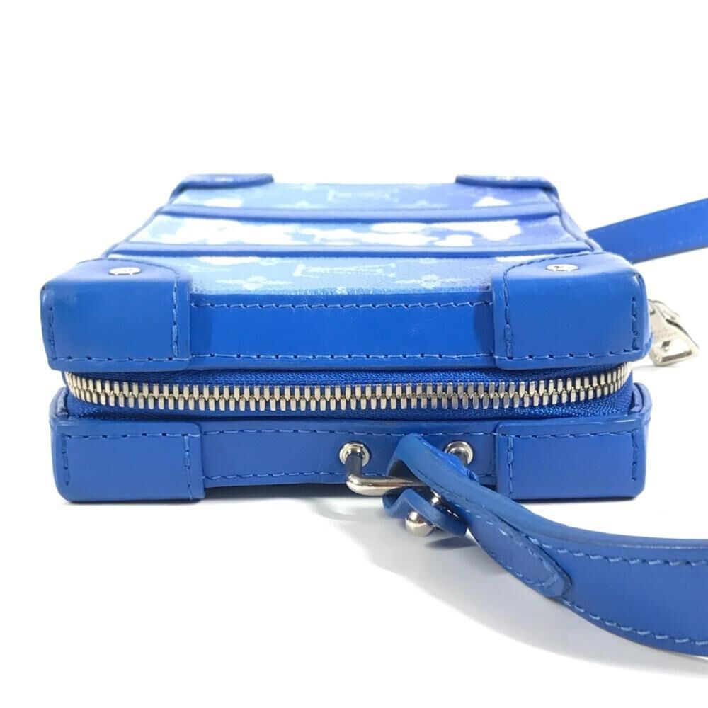 Louis Vuitton Clutch