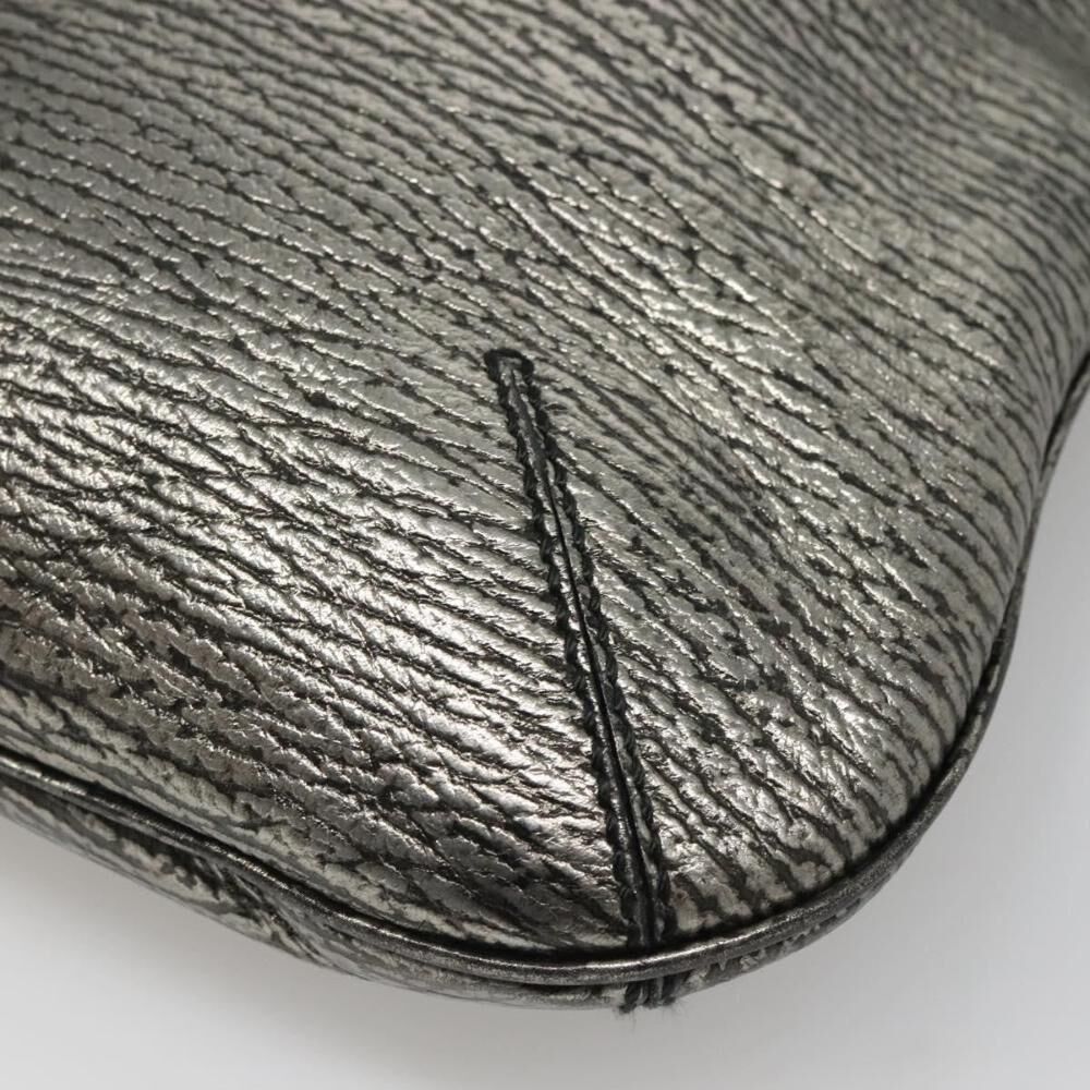 Yves Saint Laurent Tote