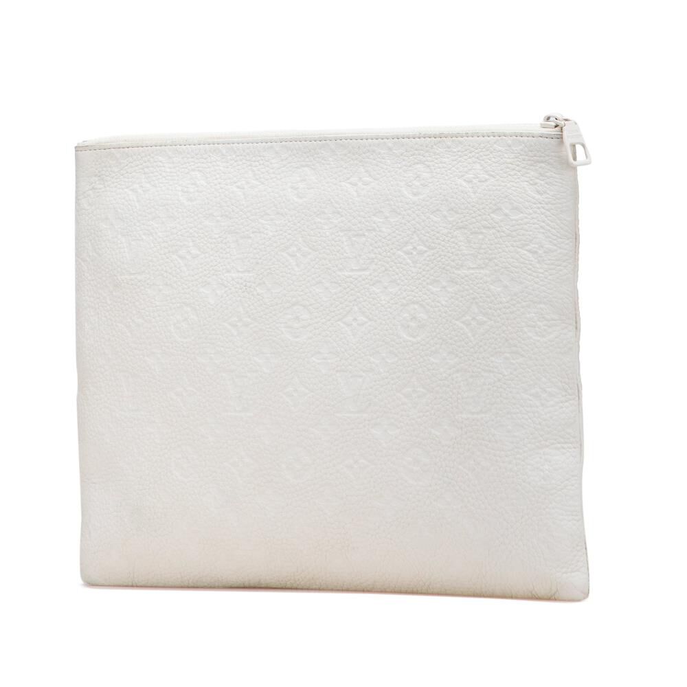 Louis Vuitton Clutch