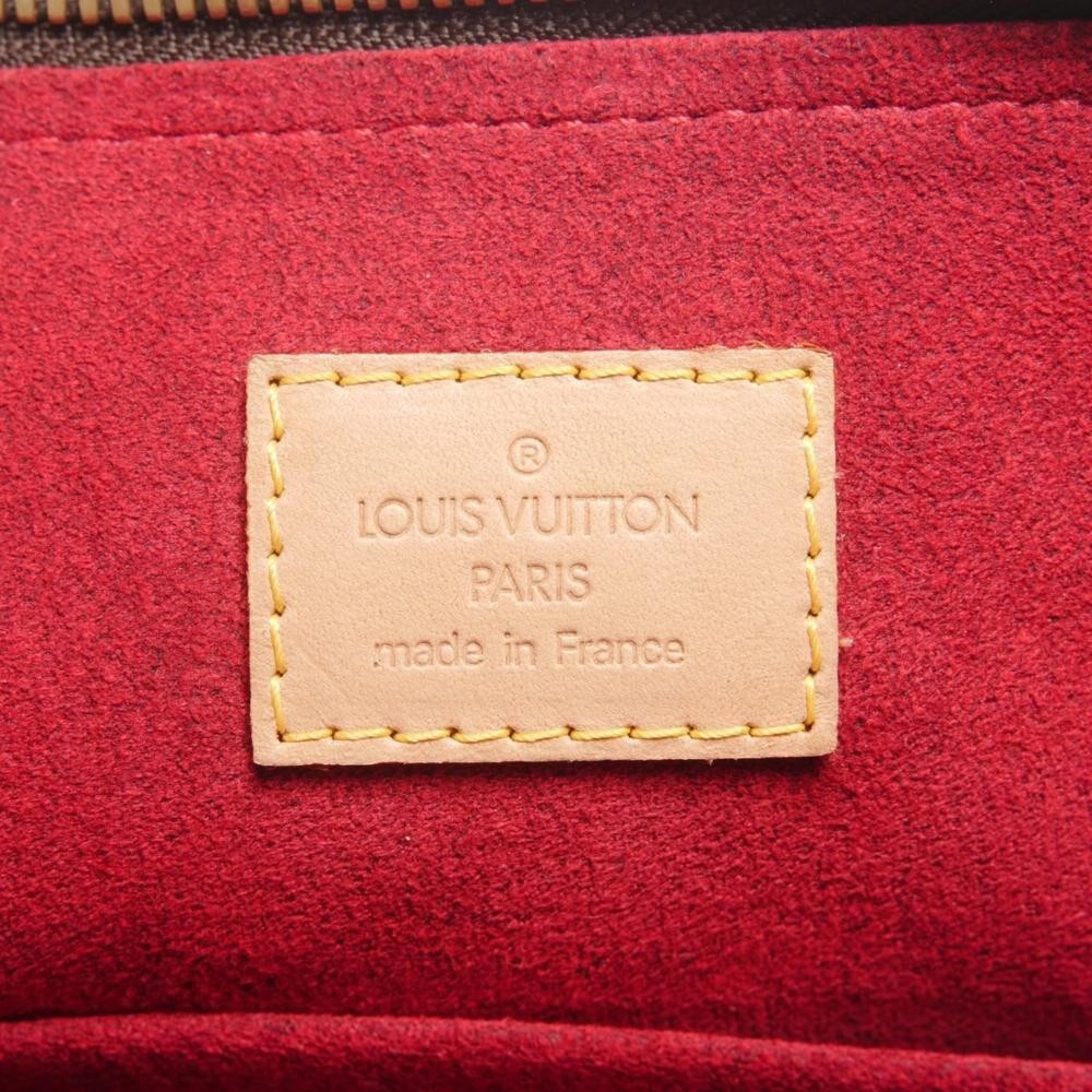 Louis Vuitton Coussin