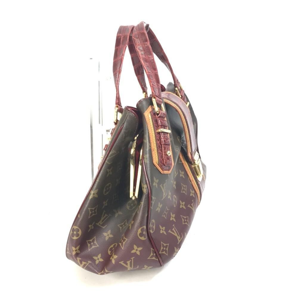 Louis Vuitton Shoulder Bags