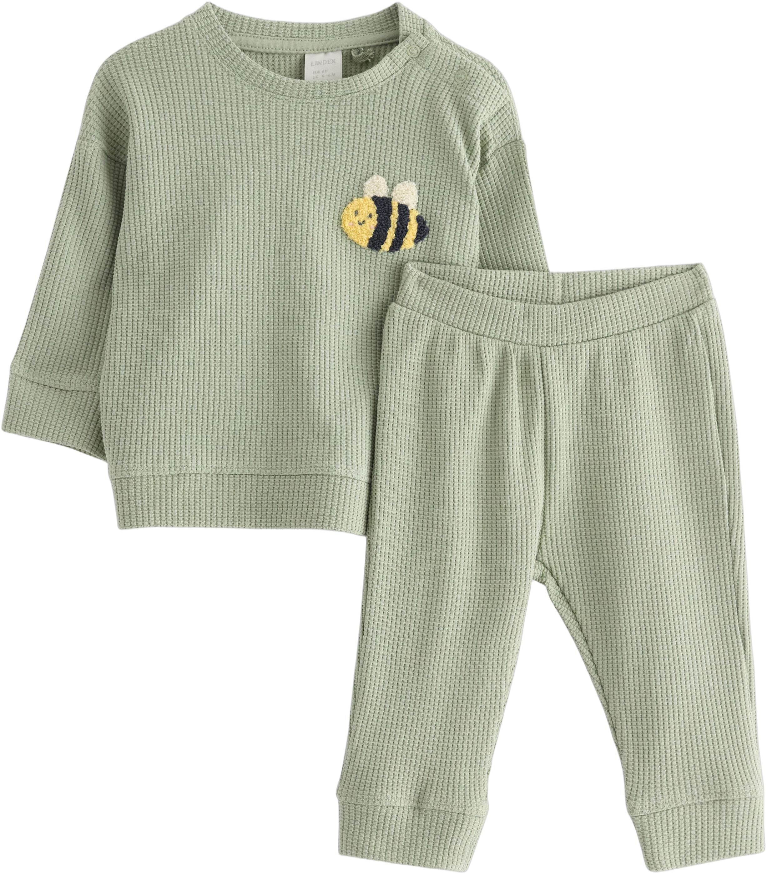 Mjukt set i v&aring;fflad bomull med en s