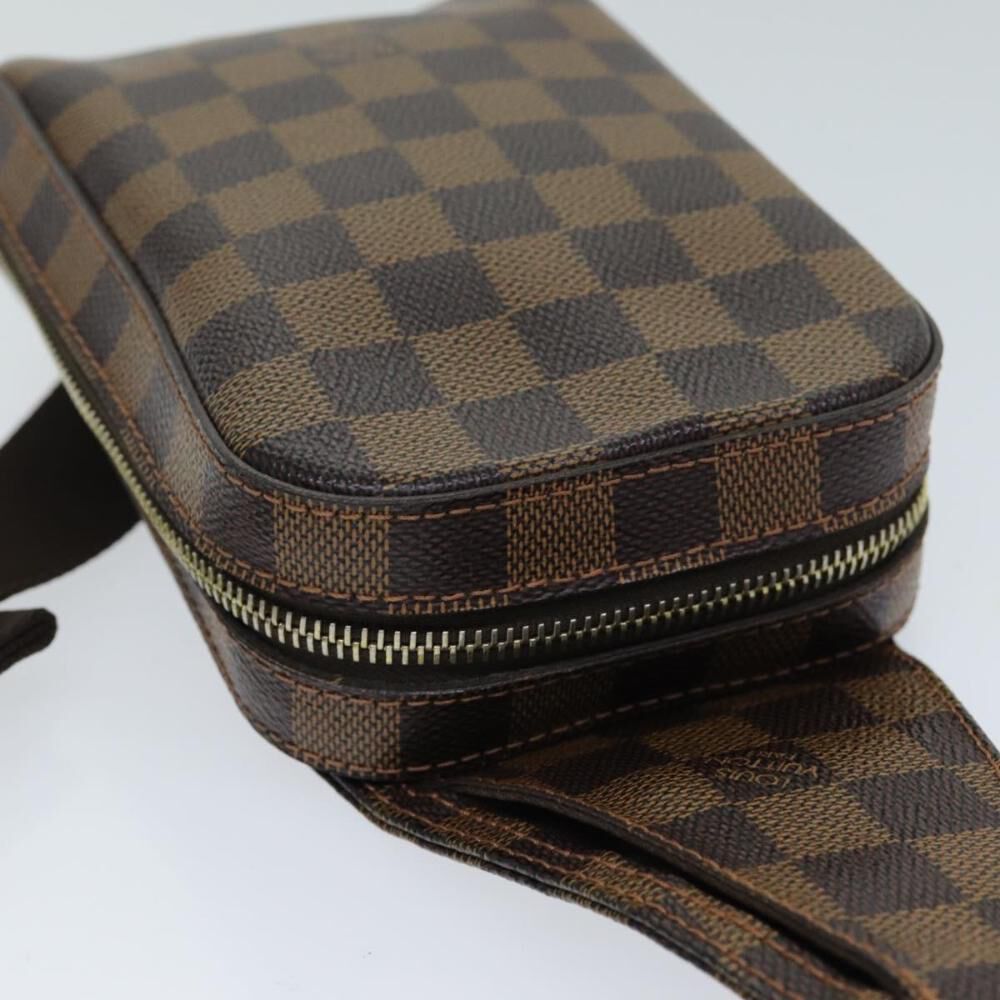 Louis Vuitton Shoulder Bags