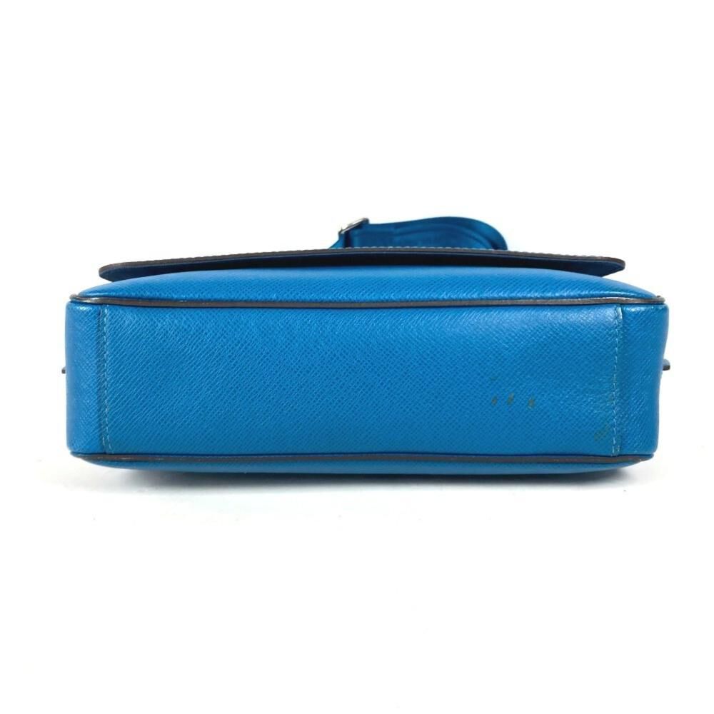 Louis Vuitton Messenger