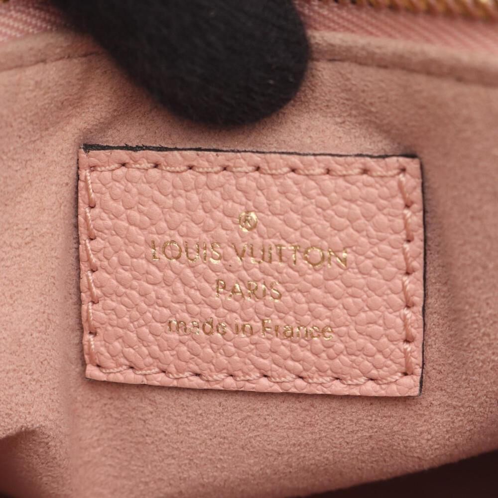 Louis Vuitton Shoulder Bags