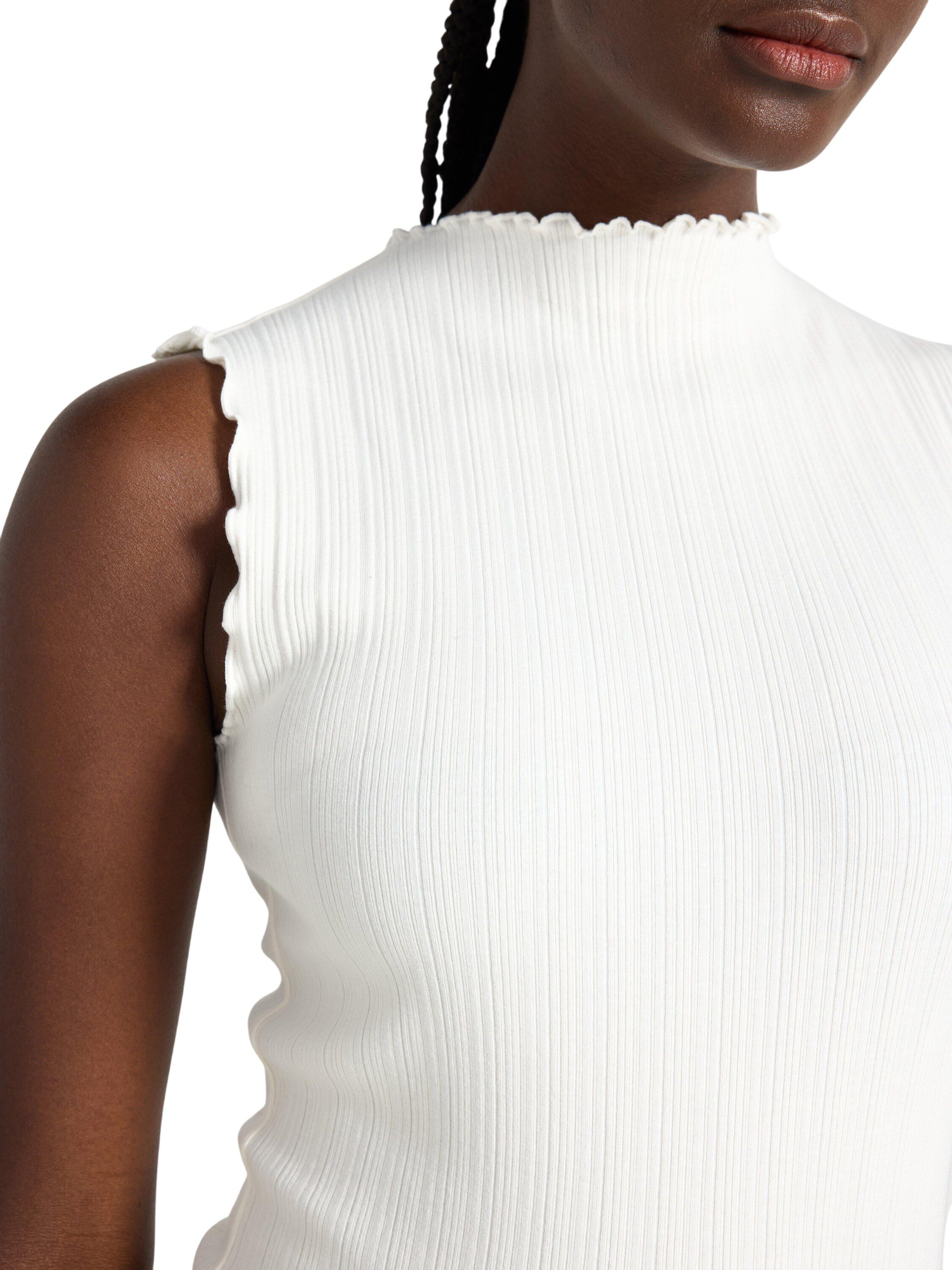 �rml&ouml;s ribbad topp med b&aring;tringni