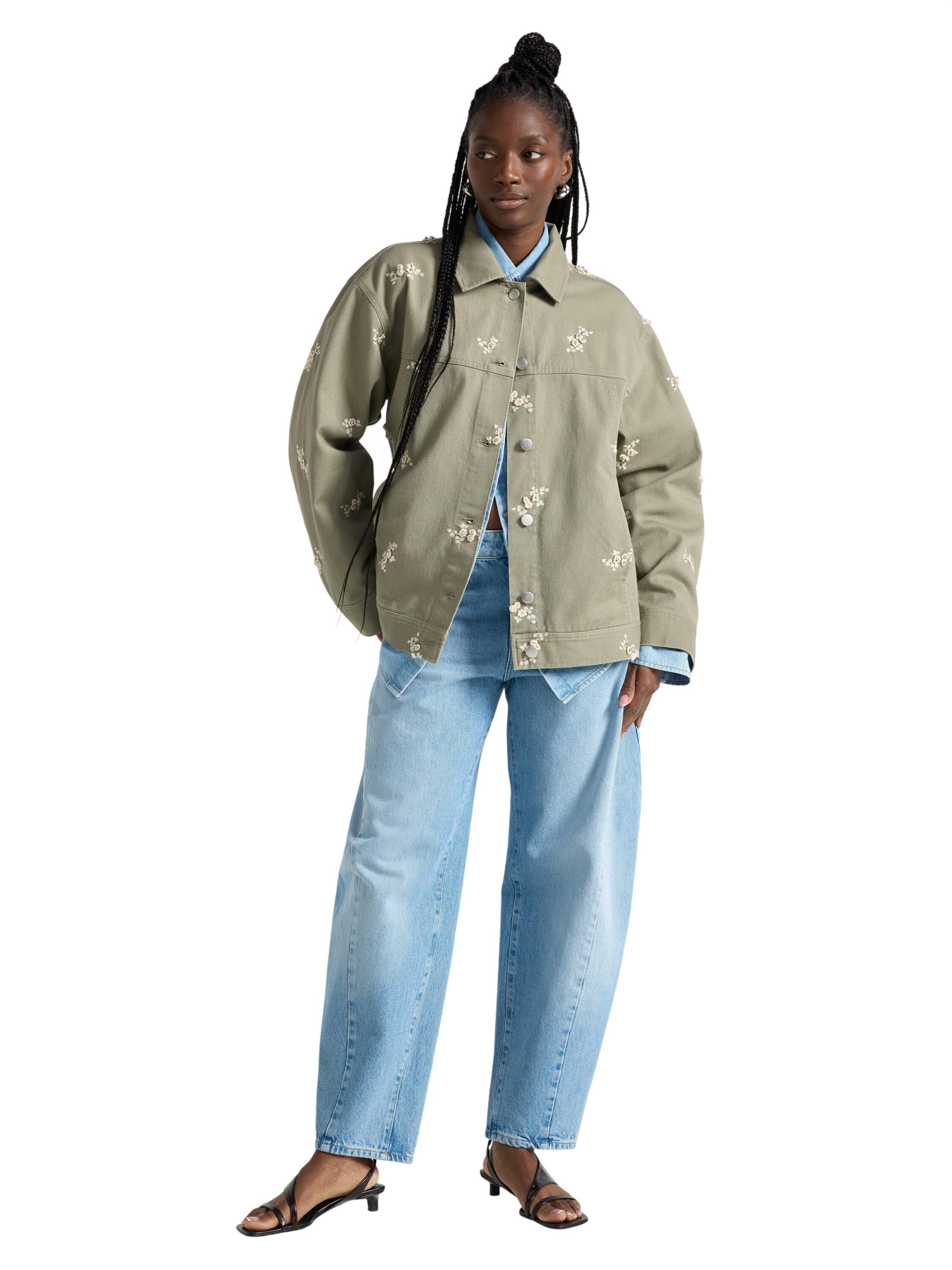 Woven jacket in cotton with a relax