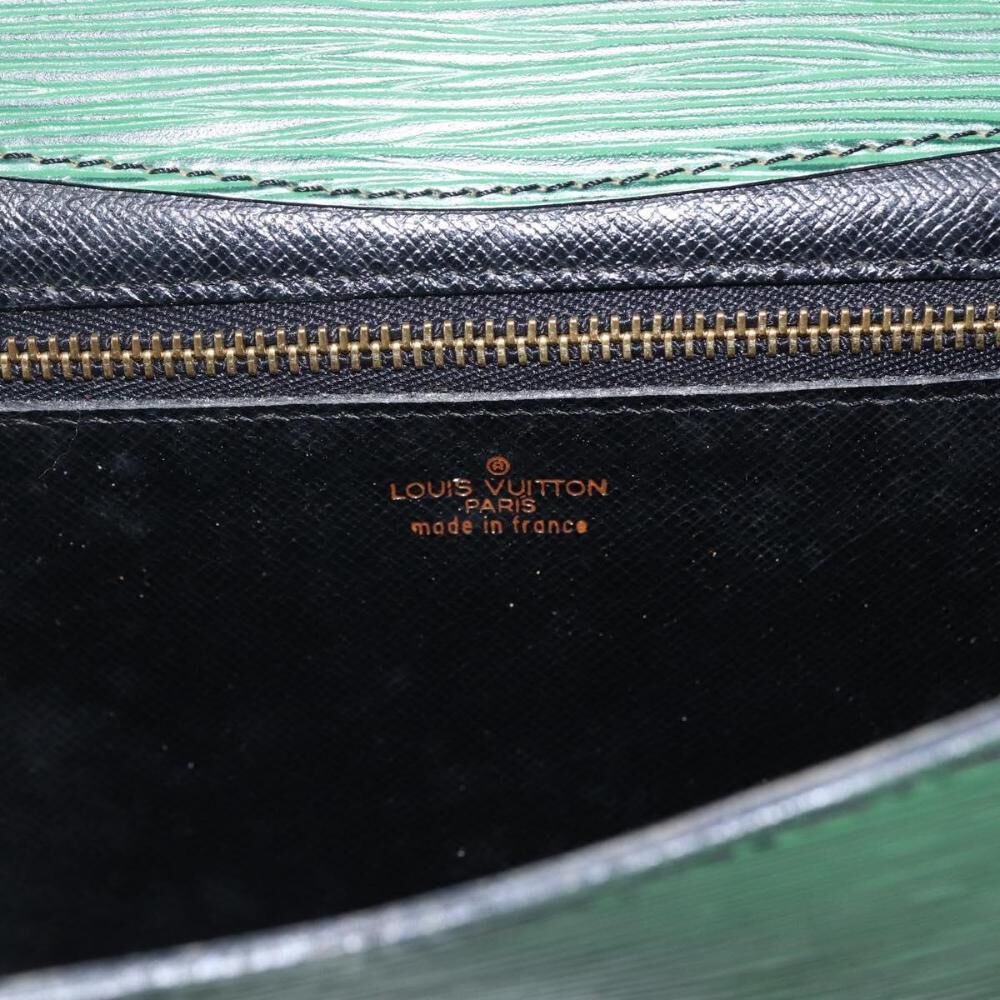 Louis Vuitton Montaigne