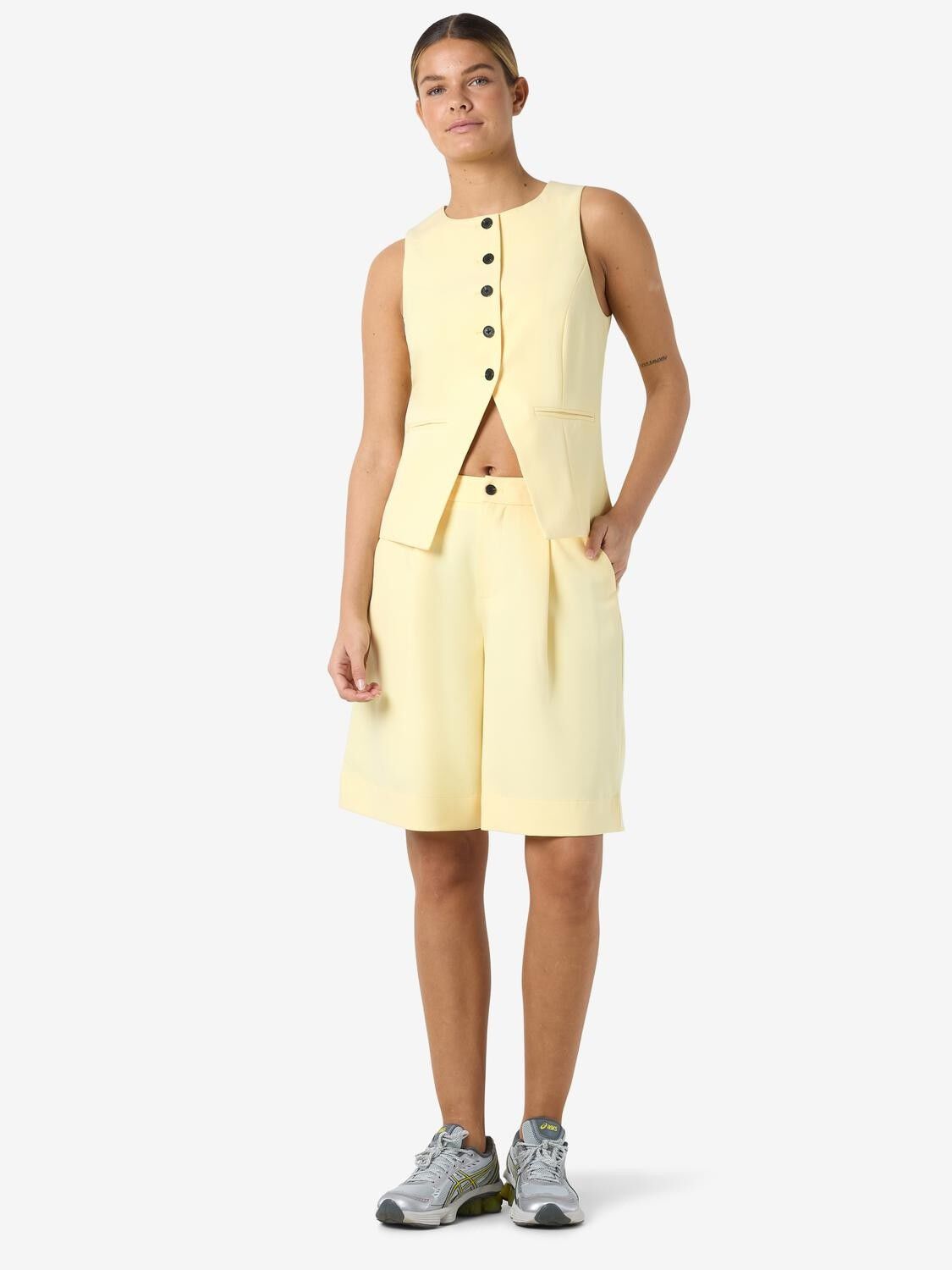 NMMAILE H/W BERMUDA SHORTS