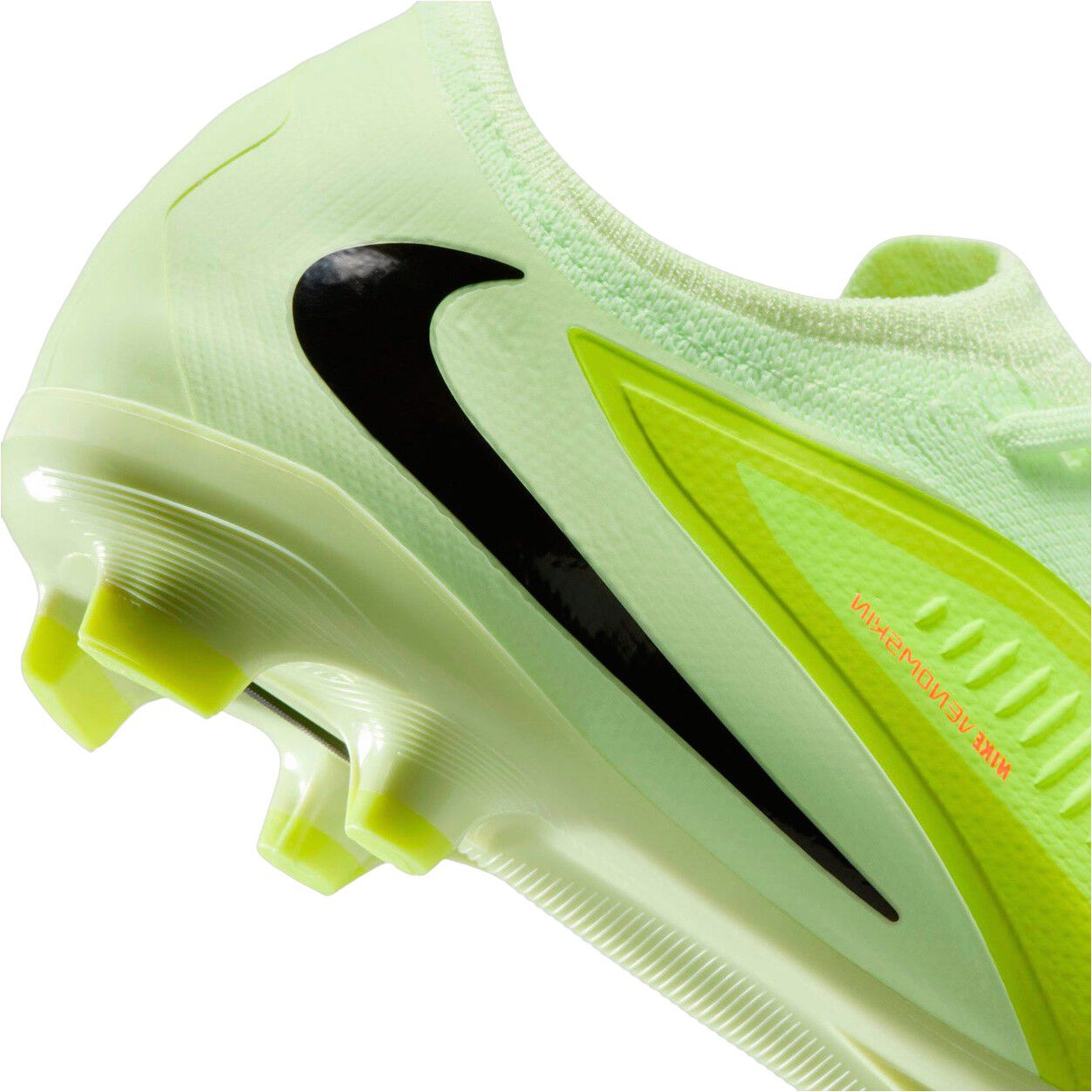 Phantom 6 Pro FG/MG Fodboldst&oslash;vler