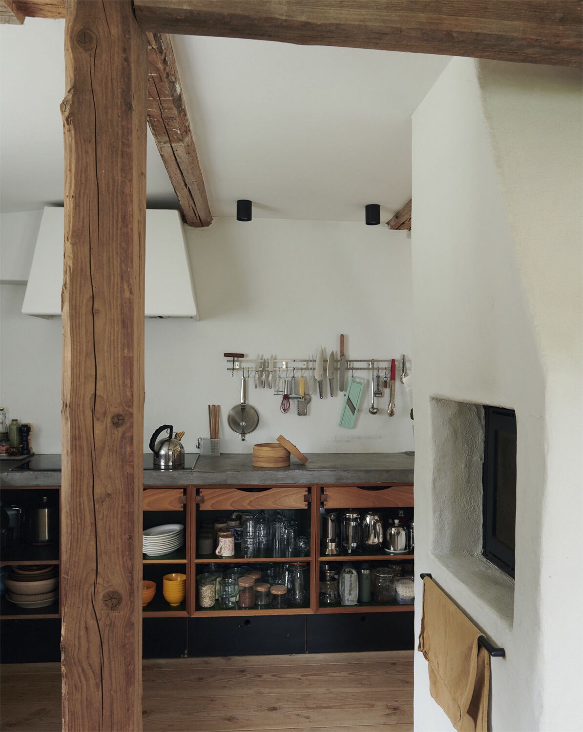 Magnetic Rack 40 cm + hooks