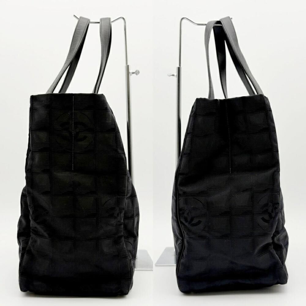 Chanel Travel Line