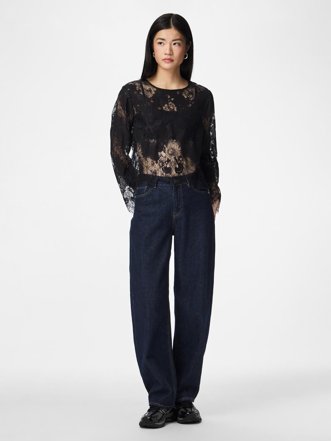 PCRINNE LS LACE TOP WVN KCA