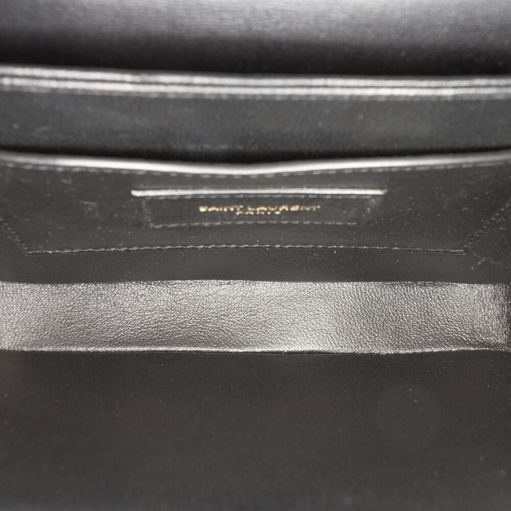 Yves Saint Laurent Shoulder Bag