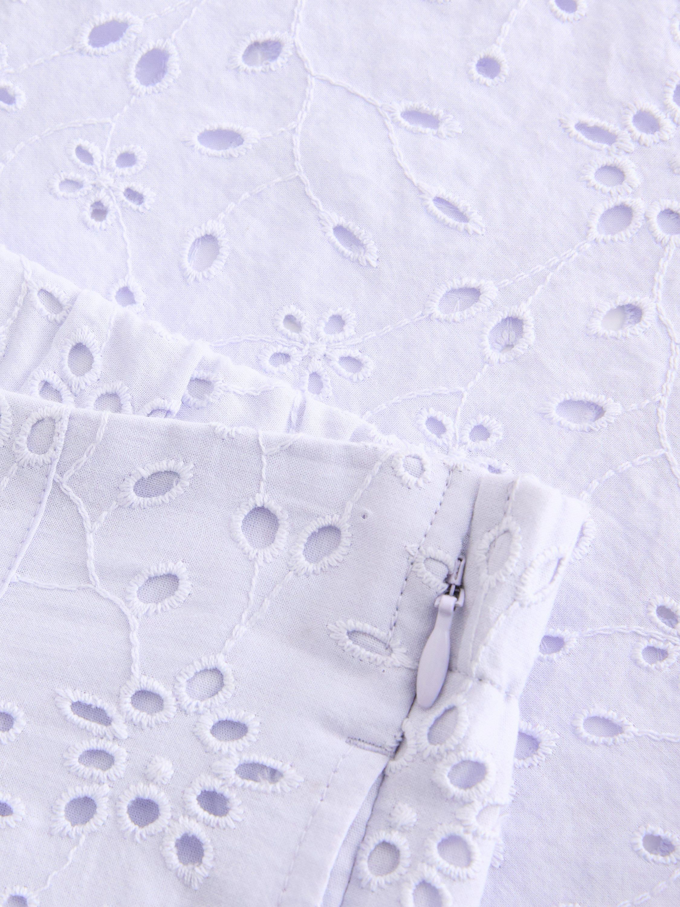 Trousers in broderie anglaise with